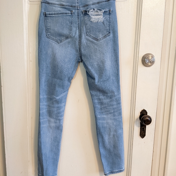🌲Wax & Jean Women's Distressed jeans Sz 3/26 - Picture 3 of 10